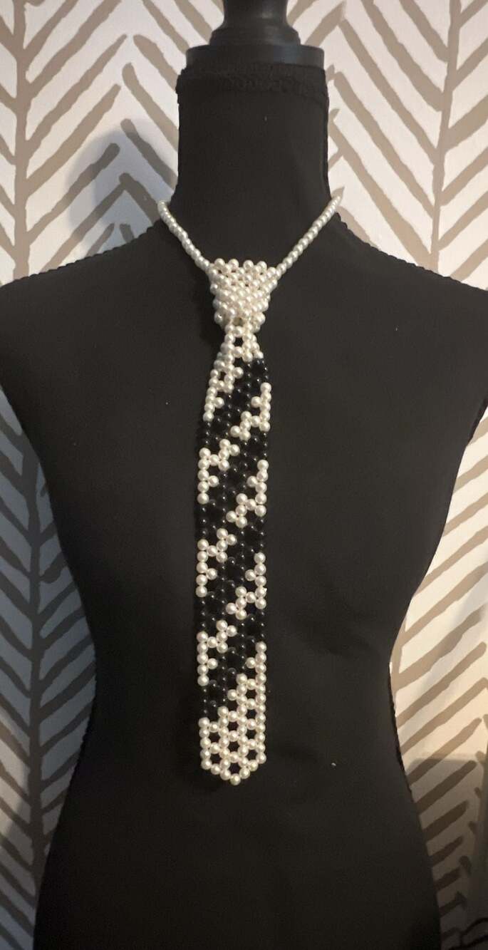 Vintage 80s Style Black and White Faux Pearl Beaded Tie Necklace